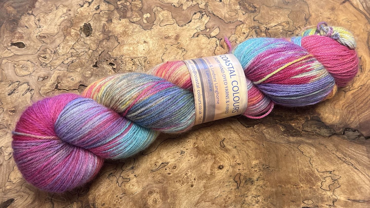 60% Merino 22.5% Royale Alpaca 17.5% Mulberry Silk 4ply 60% Merino 22.5% Royale Alpaca 17.5% Mulberry Silk 4ply