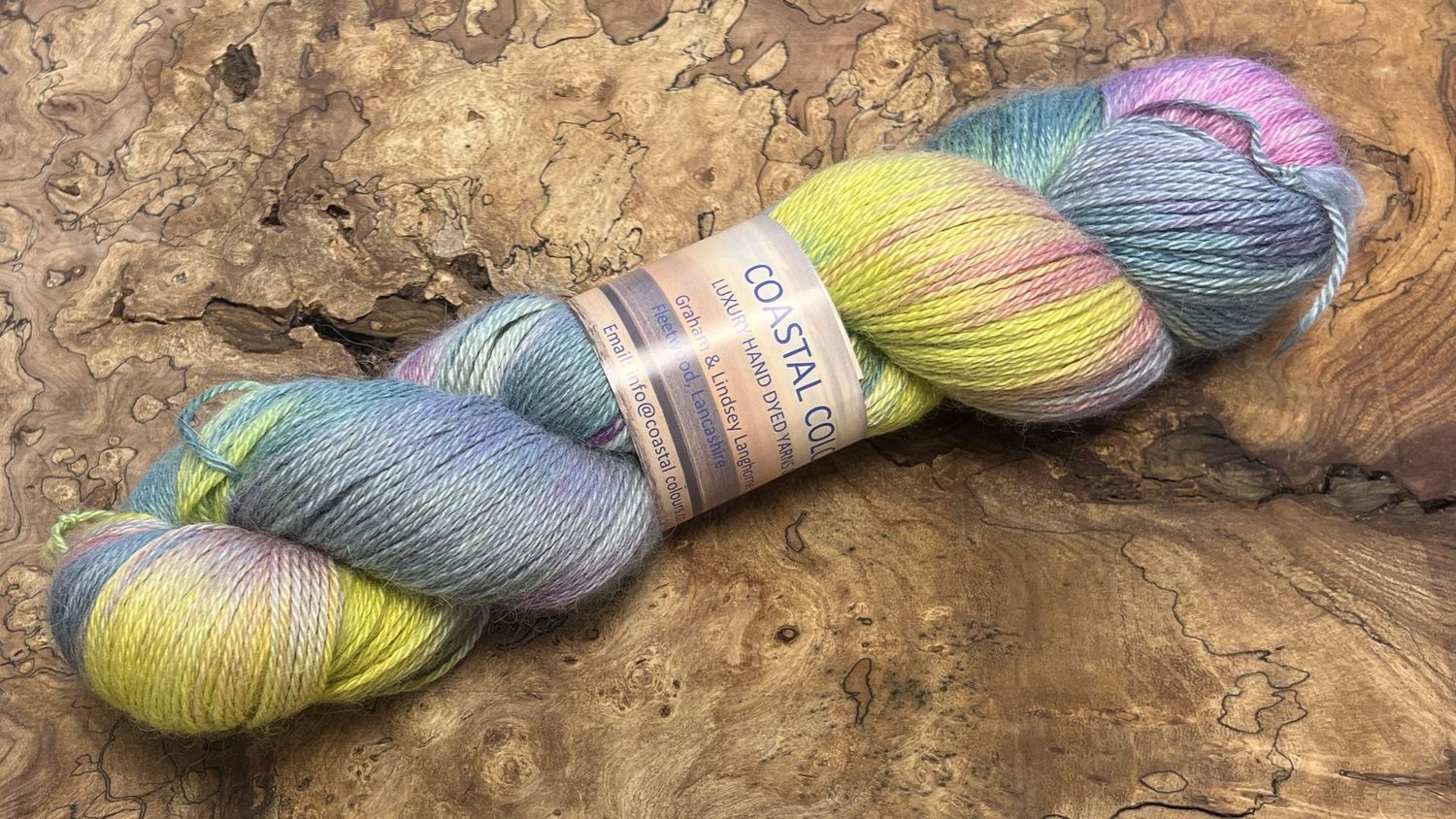 70% Baby Alpaca 30% Mulberry Silk 4ply 70% Baby Alpaca 30% Mulberry Silk 4ply