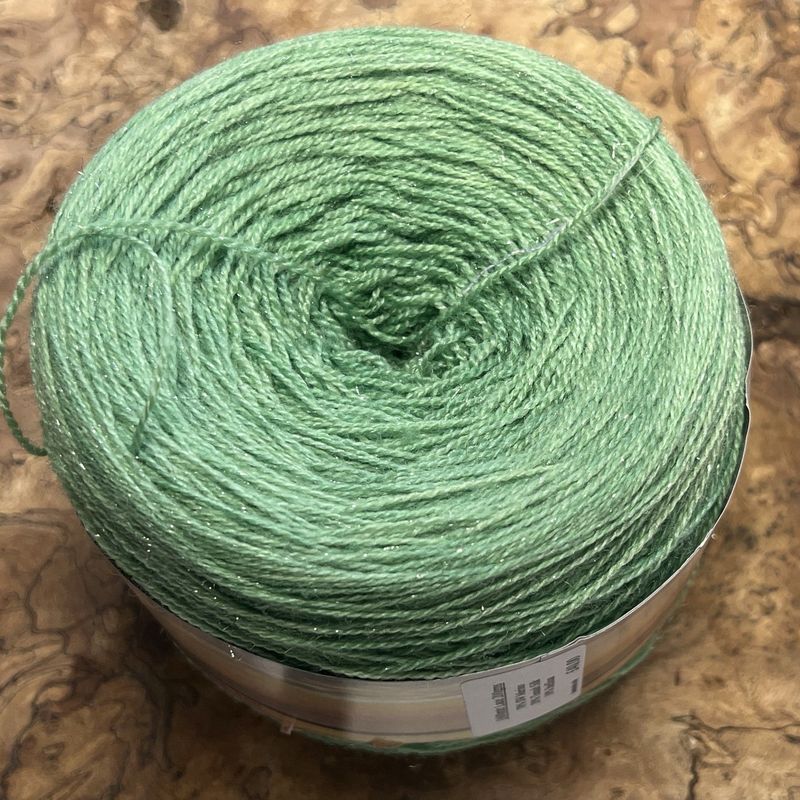 800m 70% Merino 20% Tussah Silk 10% Stellina