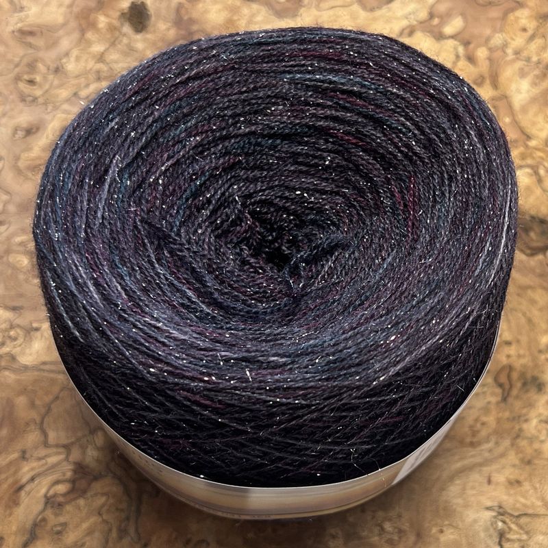 800m 70% Merino 20% Tussah Silk 10% Stellina