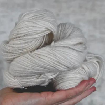 DK 80% Baby Alpaca 20% Acrylic