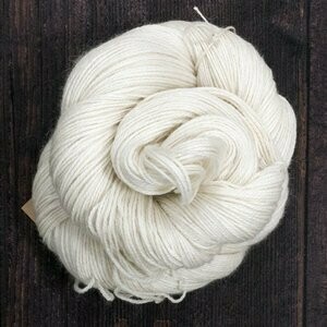 70% Baby Alpaca 20% Mulberry Silk 10% Cashmere 4ply