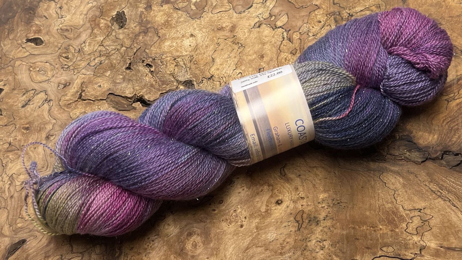 800M 75% X Fine Merino 20% Silk 5% Silver Stellina Sparkle 800M 75% X Fine Merino 20% Silk 5% Silver Stellina Sparkle