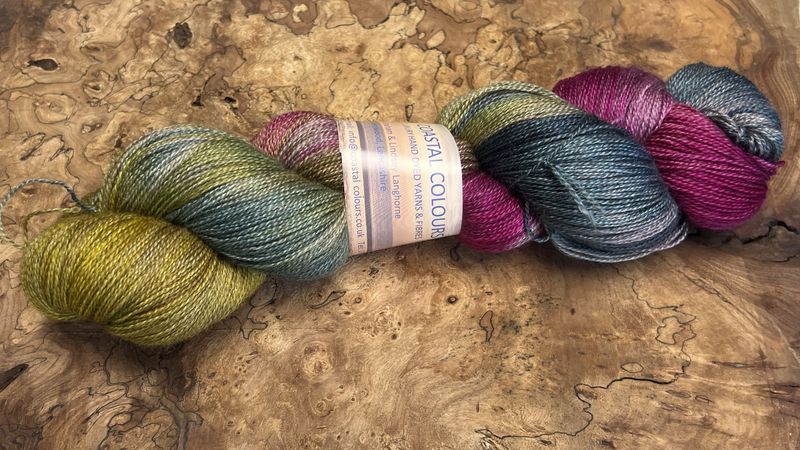 ​60% Superwash Merino Wool 20% Silk 20% Yak 2ply Lace