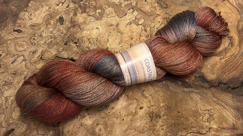 ​60% Superwash Merino Wool 20% Silk 20% Yak 2ply Lace