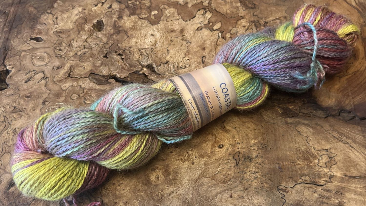 ​50% Baby Alpaca 25% Linen 25% Grade A Mulberry Silk DK