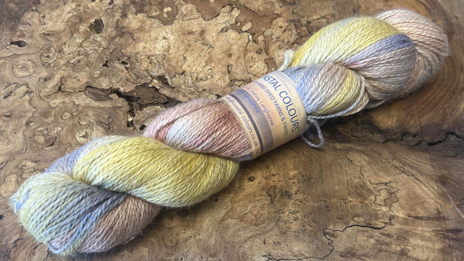 ​50% Baby Alpaca 25% Linen 25% Grade A Mulberry Silk DK