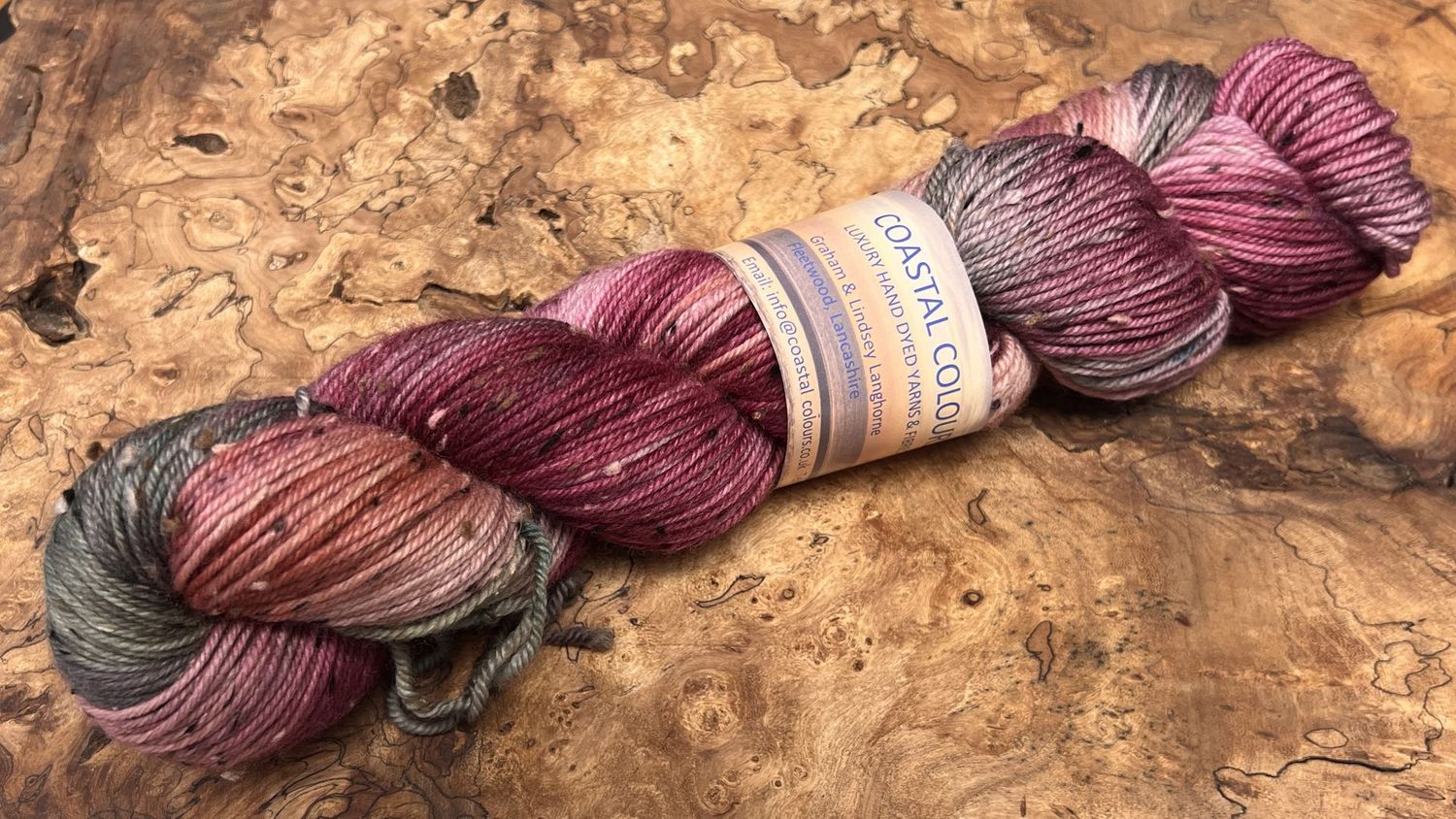 ​85% Superwash Merino Wool 15% Donegal Nep DK