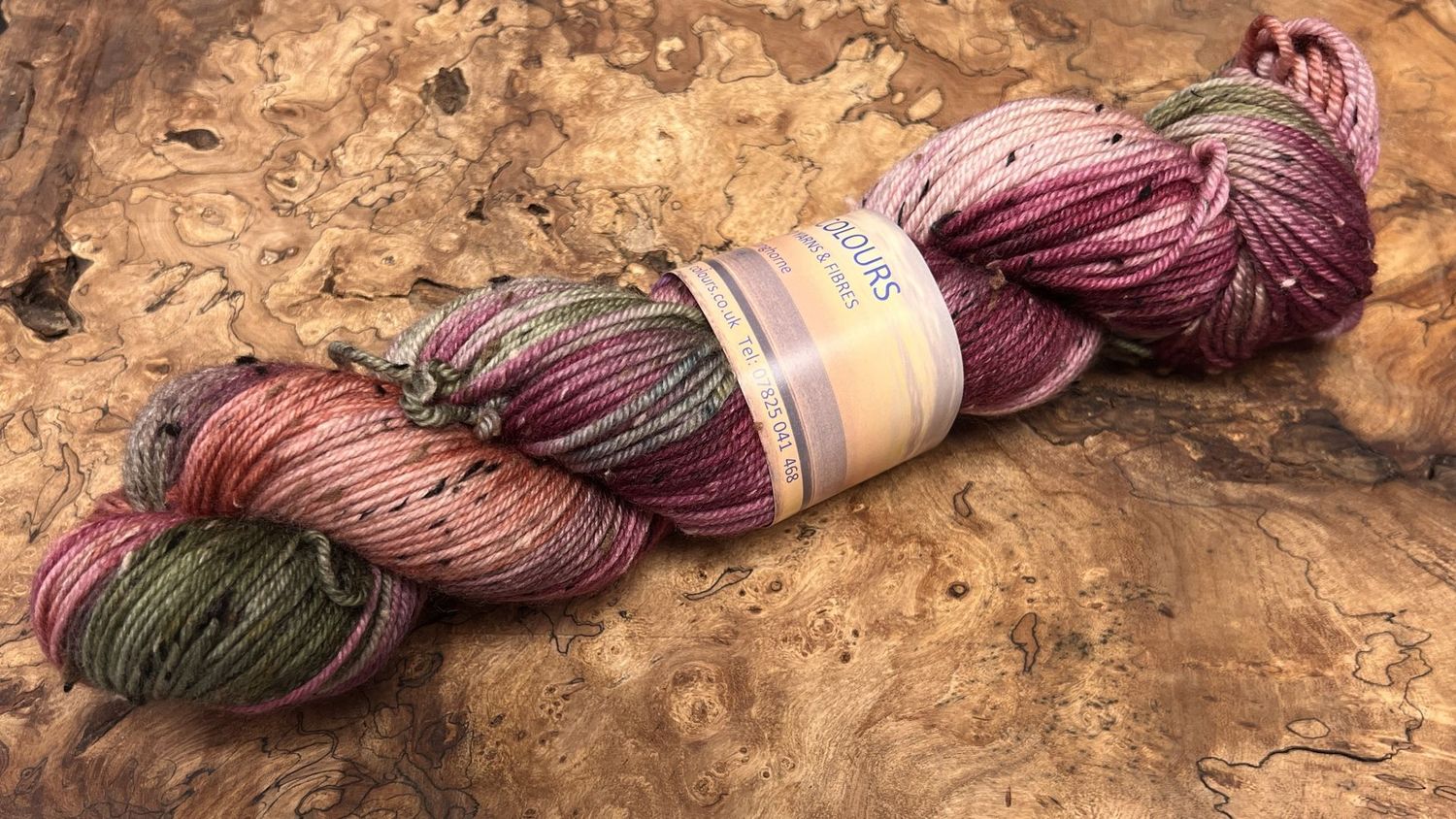 ​85% Superwash Merino Wool 15% Donegal Nep DK