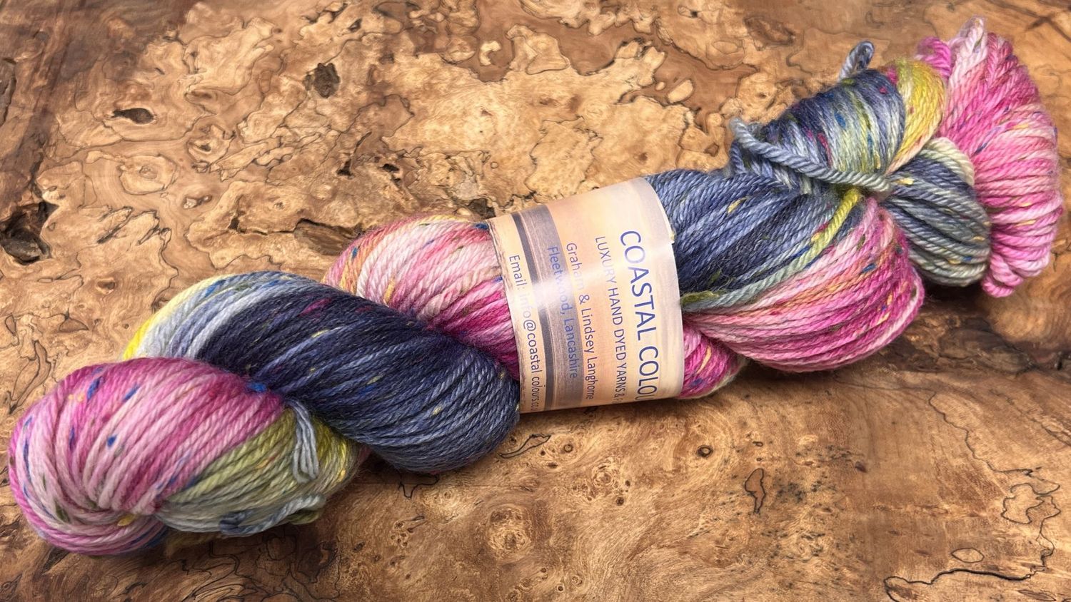 ​85% Superwash Merino Wool 15% Donegal Nep DK