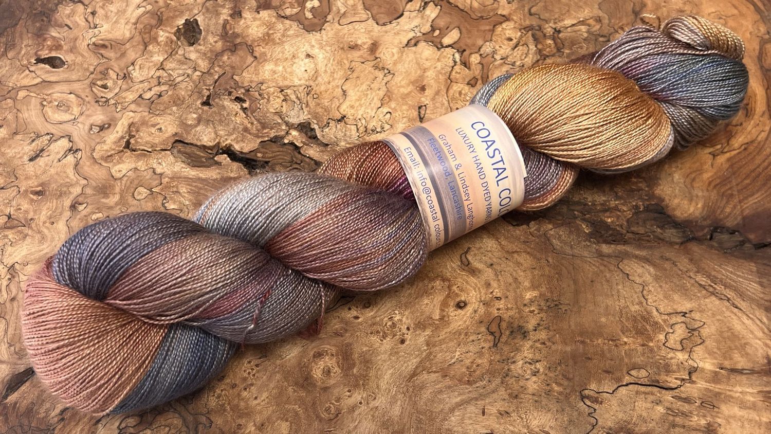 Silk camel lace