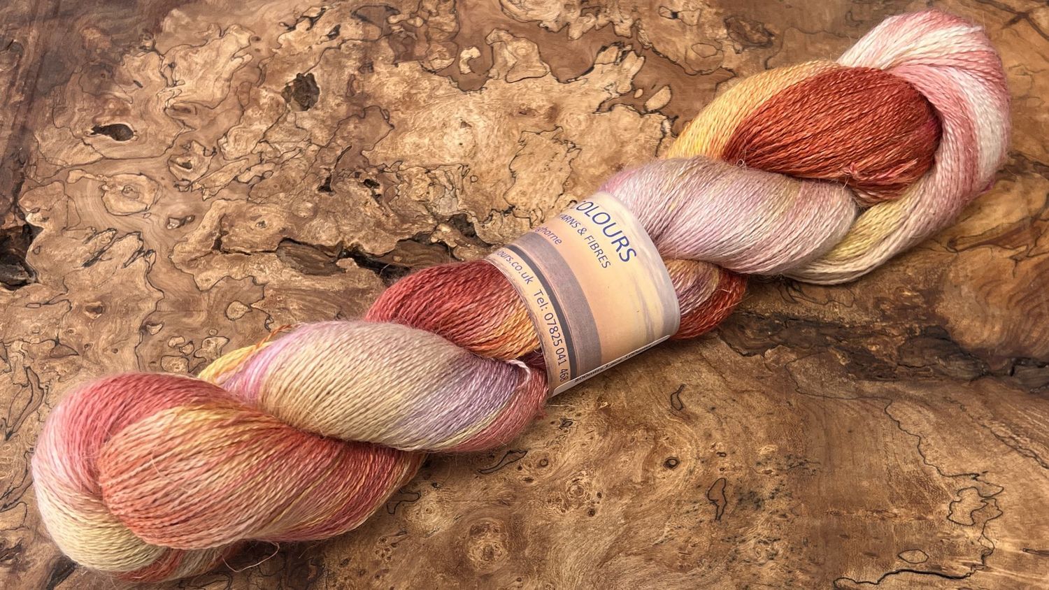 800m lace ​50% Baby Alpaca 25% Silk 25% Linen