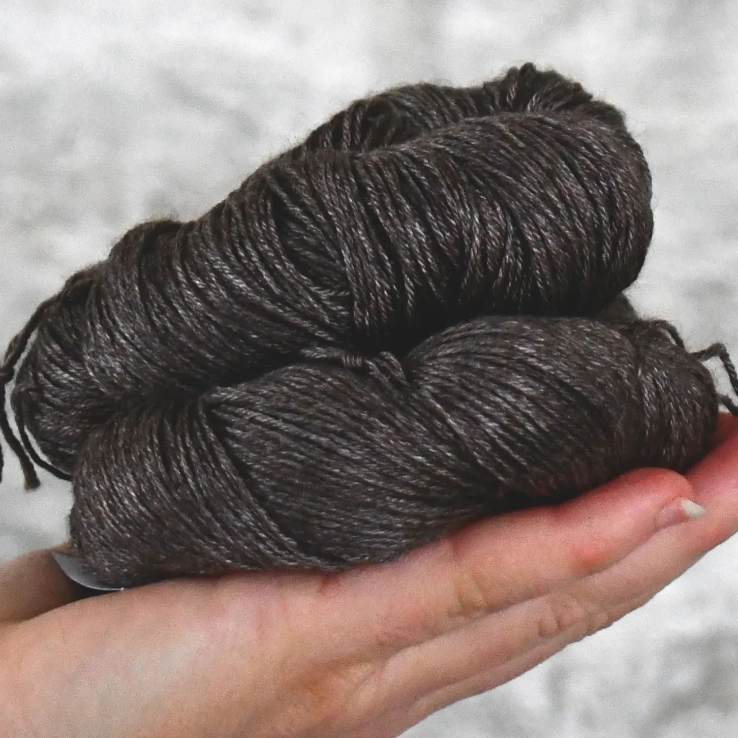 4ply Mulberry Silk and Yak Down Undyed 4ply Mulberry Silk and Yak Down Undyed