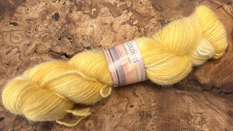 DK 80% Baby Alpaca 20% Acrylic DK 80% Baby Alpaca 20% Acrylic