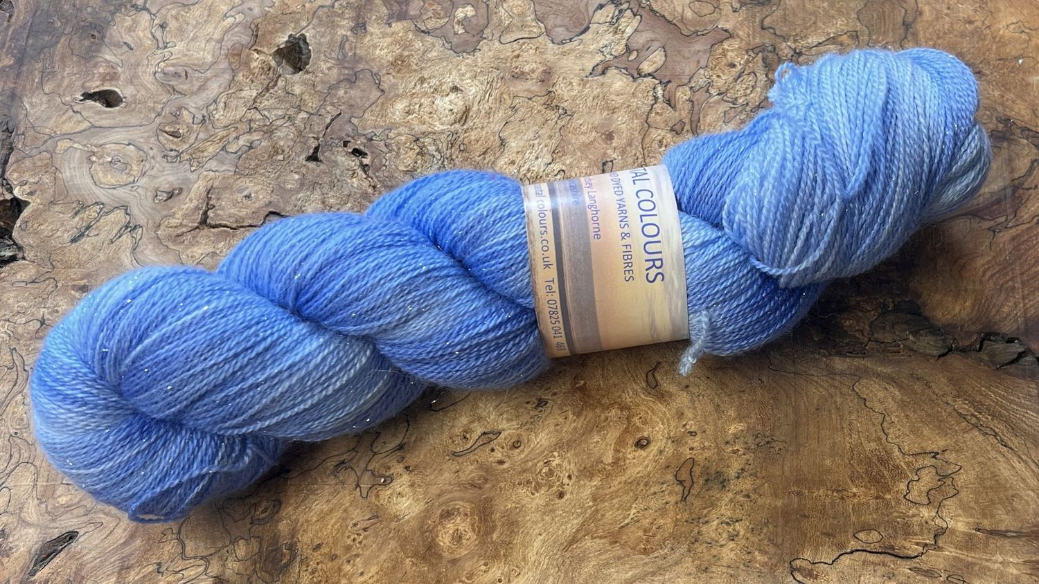 800M 75% X Fine Merino 20% Silk 5% Silver Stellina Sparkle 800M 75% X Fine Merino 20% Silk 5% Silver Stellina Sparkle
