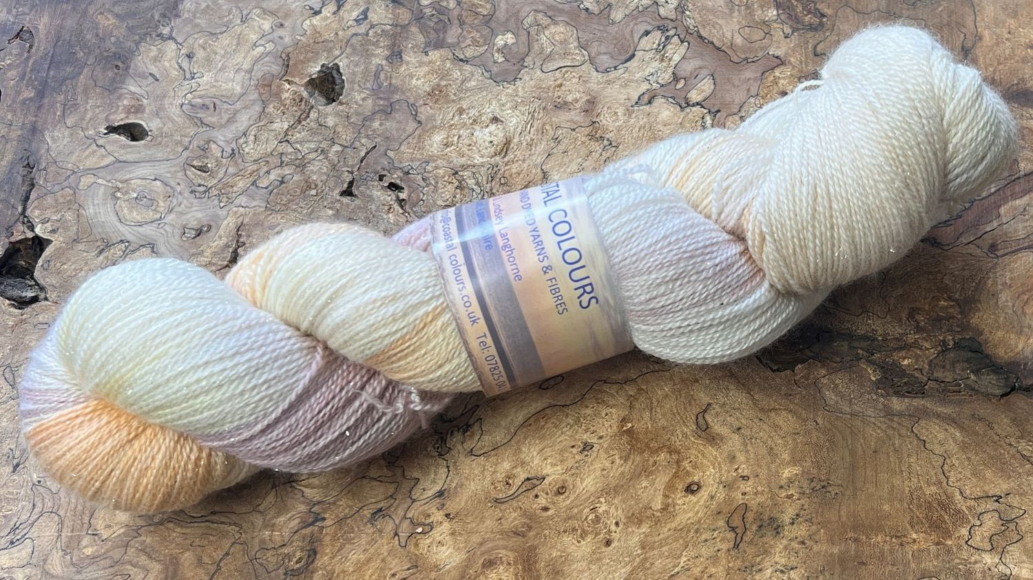 800M 75% X Fine Merino 20% Silk 5% Silver Stellina Sparkle 800M 75% X Fine Merino 20% Silk 5% Silver Stellina Sparkle
