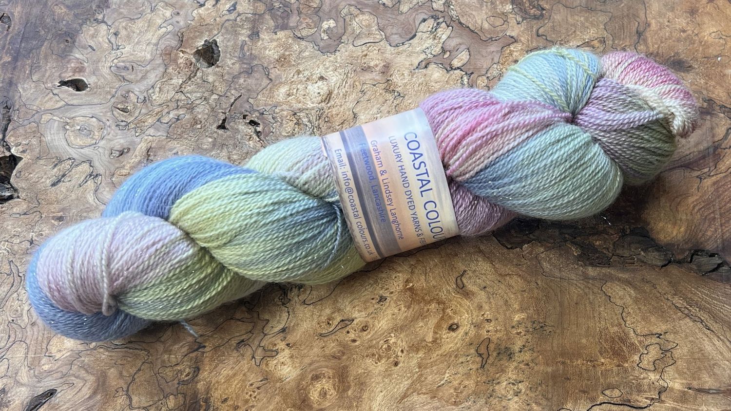 800M 75% X Fine Merino 20% Silk 5% Silver Stellina Sparkle 800M 75% X Fine Merino 20% Silk 5% Silver Stellina Sparkle