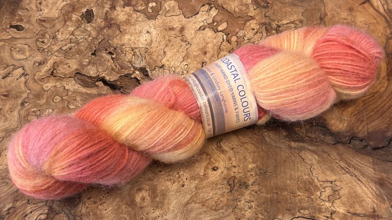 DK 80% Baby Alpaca 20% Acrylic DK 80% Baby Alpaca 20% Acrylic
