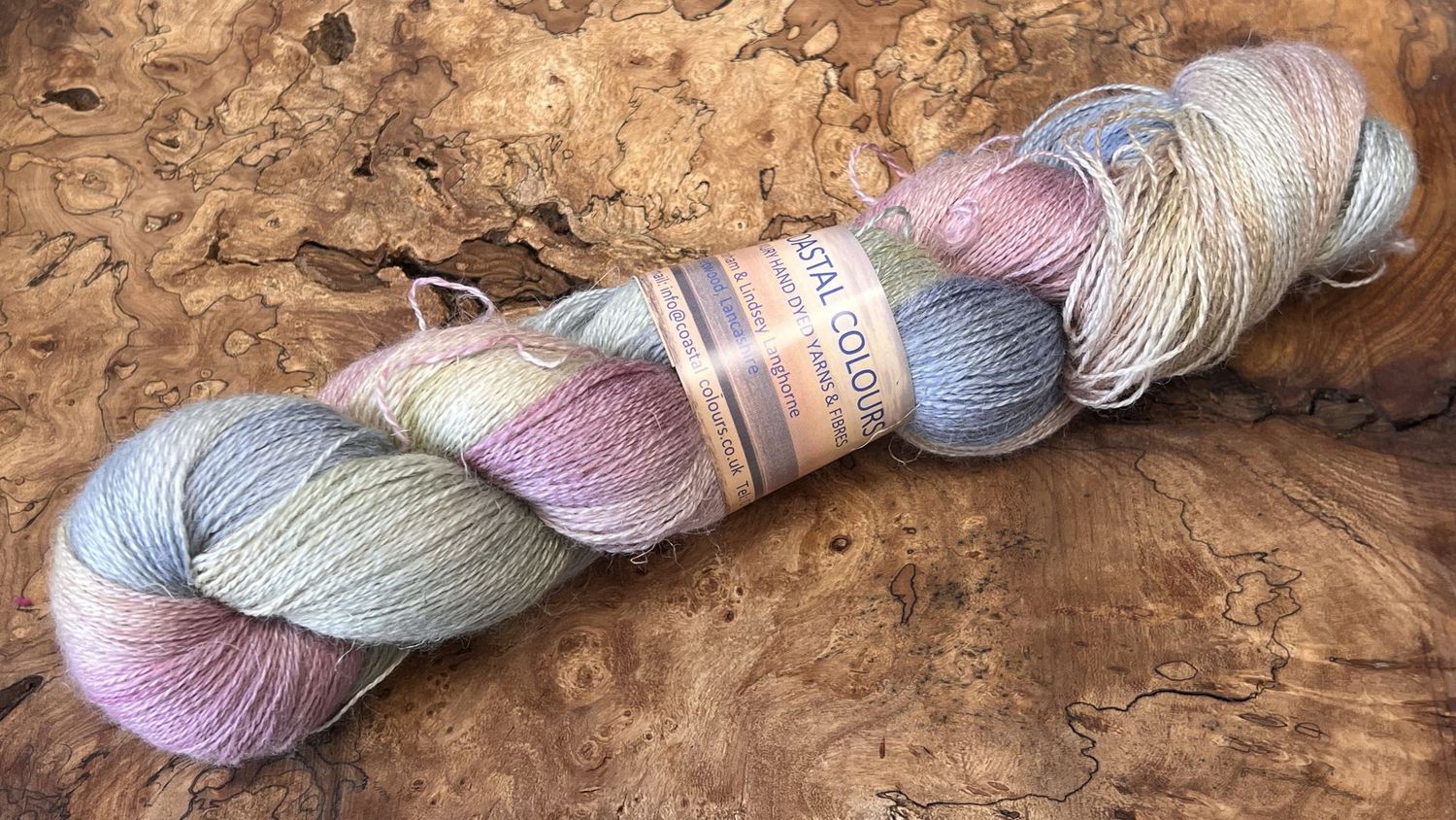 800m lace 50% Baby Alpaca 25% Silk 25% Linen 800m lace 50% Baby Alpaca 25% Silk 25% Linen