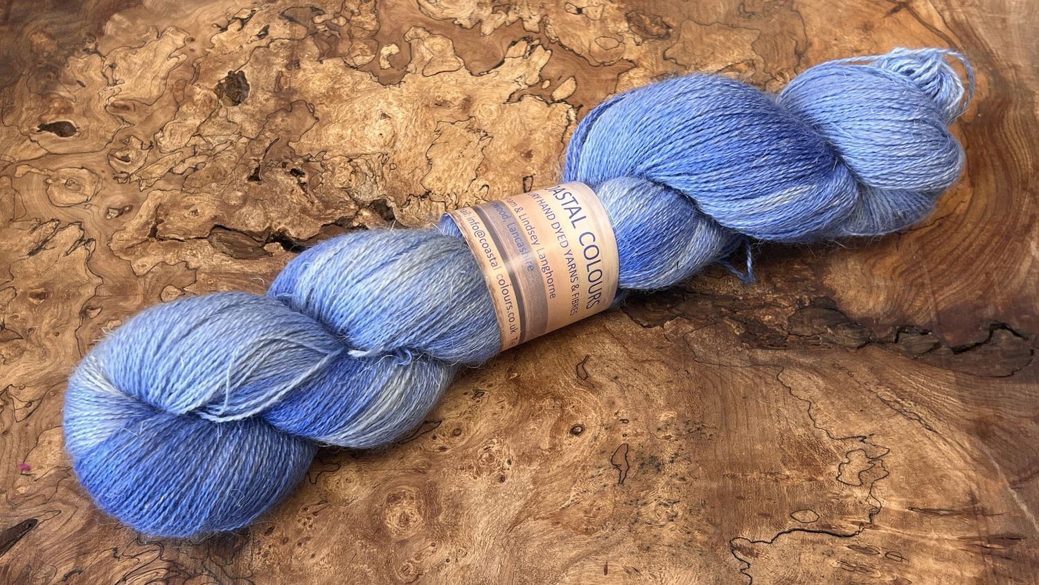 800m lace 50% Baby Alpaca 25% Silk 25% Linen 800m lace 50% Baby Alpaca 25% Silk 25% Linen