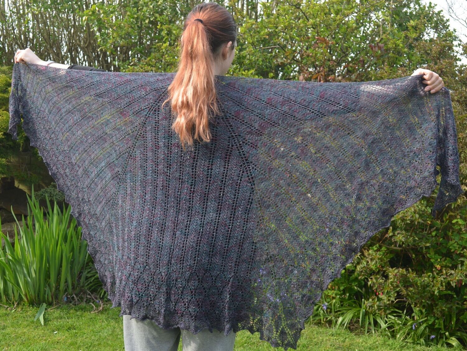 800m 70% Merino 20% Tussah Silk 10% Stellina 800m 70% Merino 20% Tussah Silk 10% Stellina