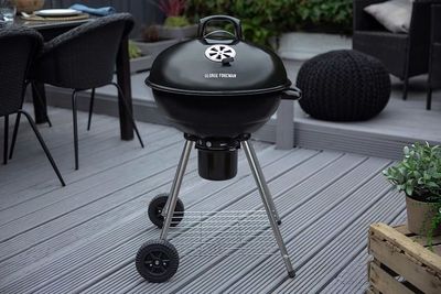 22&quot;, kettle type, charcoal bbq, outdoor barbecue, George Foreman