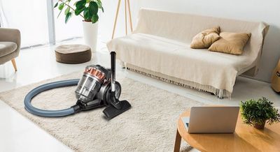 700W, bagless, vacuum cleaner, cyclonic, 3.0Ltr, 4.2mtr wired, HEPA filter, F++, black/red, FINLUX