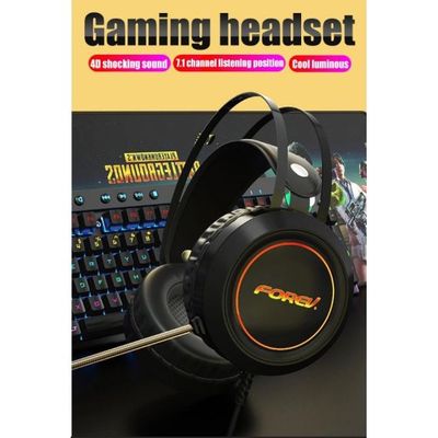 Gaming headset with virtual 7.1 audio microphone with LED lighting