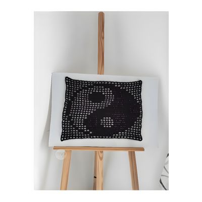 Yin Yan – Handmade Filet Crochet Art (27x27 cm)