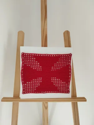 The Maltese Cross – Red Filet Crochet Wall Art 24x24cm
