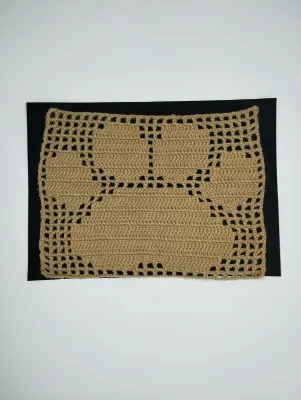 Dog Paw – Beige Filet Crochet Wall Art 23x22cm