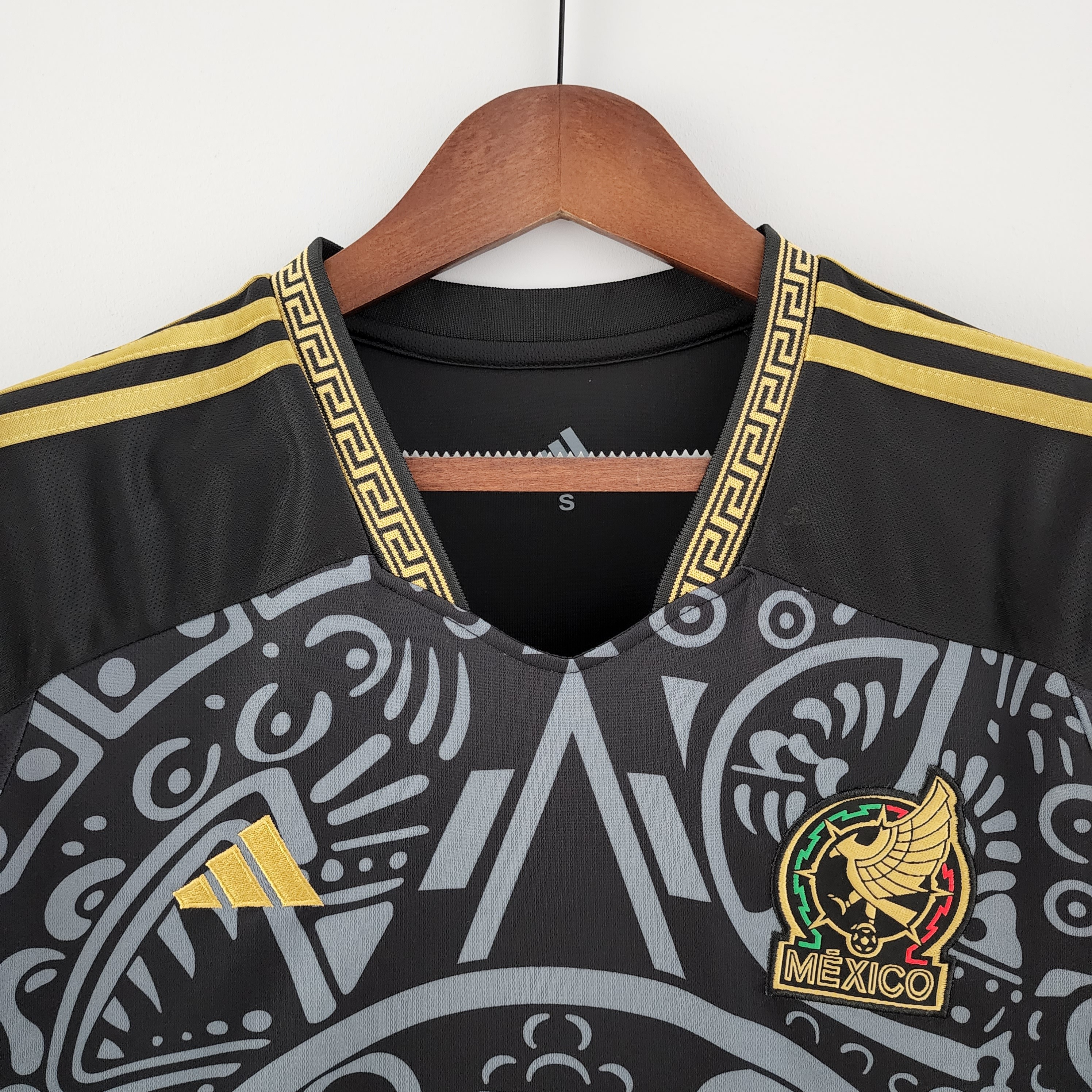 black and gold mexico soccer jersey