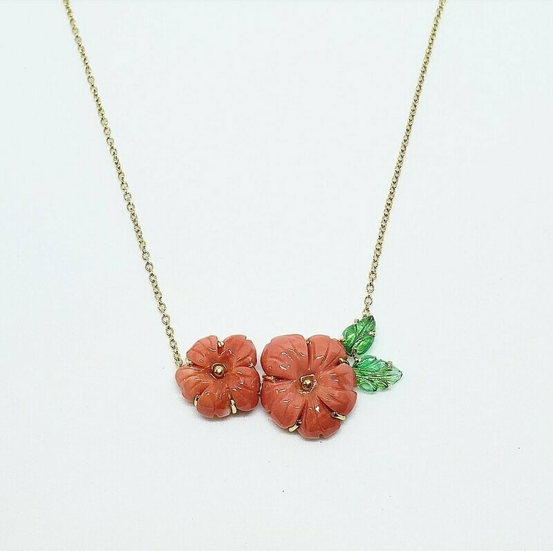 Collier con Fiori di Corallo, foglie di smeraldo