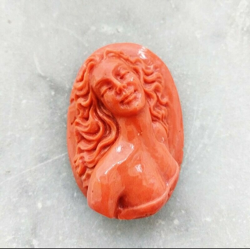 Alto rilievo con Venere di corallo