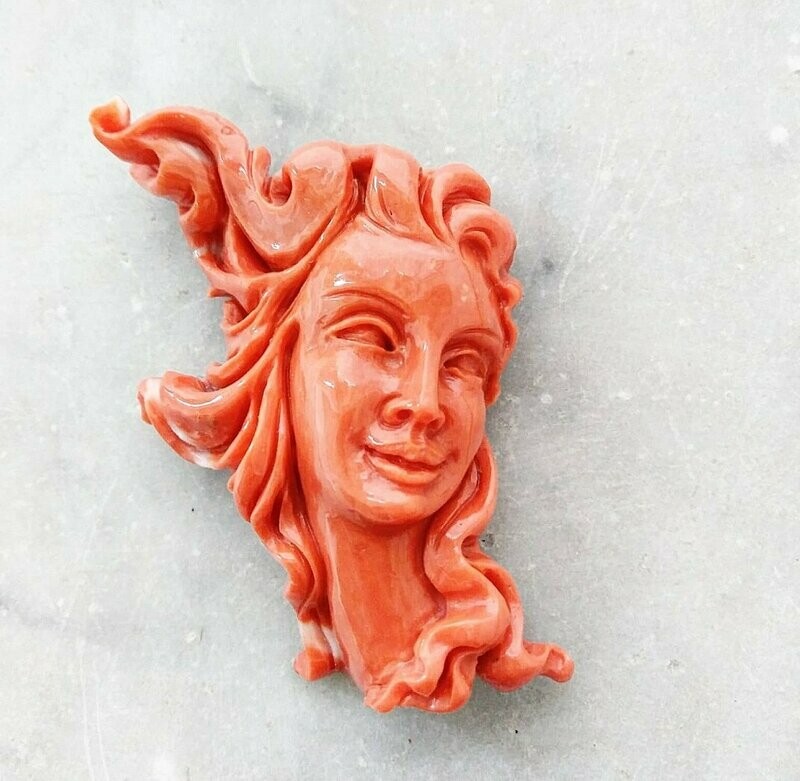 Volto di Venere in Corallo