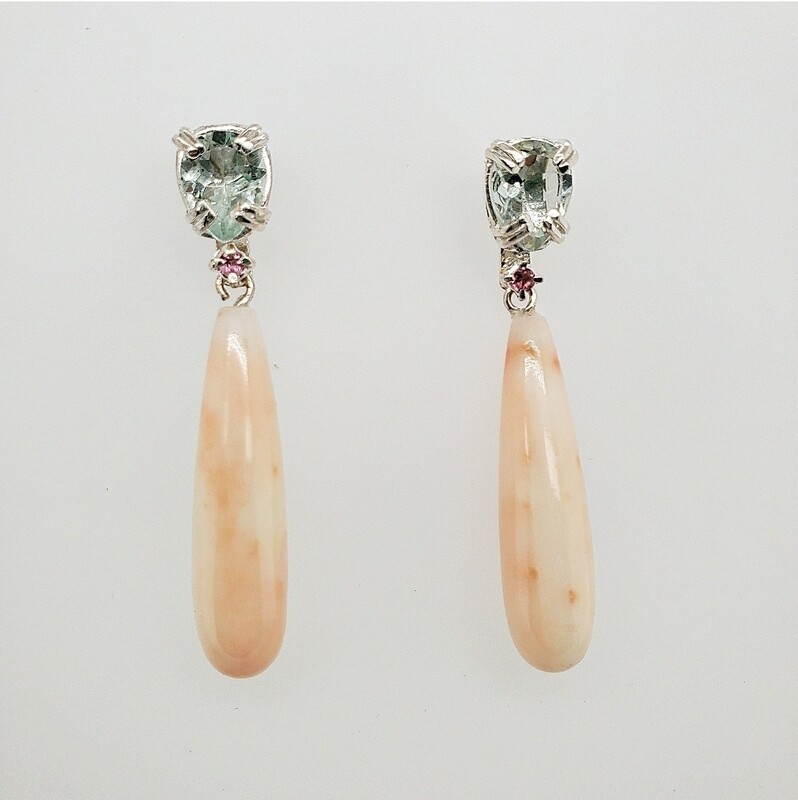 orecchini di corallo rosa con prasioliti e tormaline, argento925