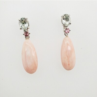 orecchini in corallo rosa con prasioliti e tormaline. argento925