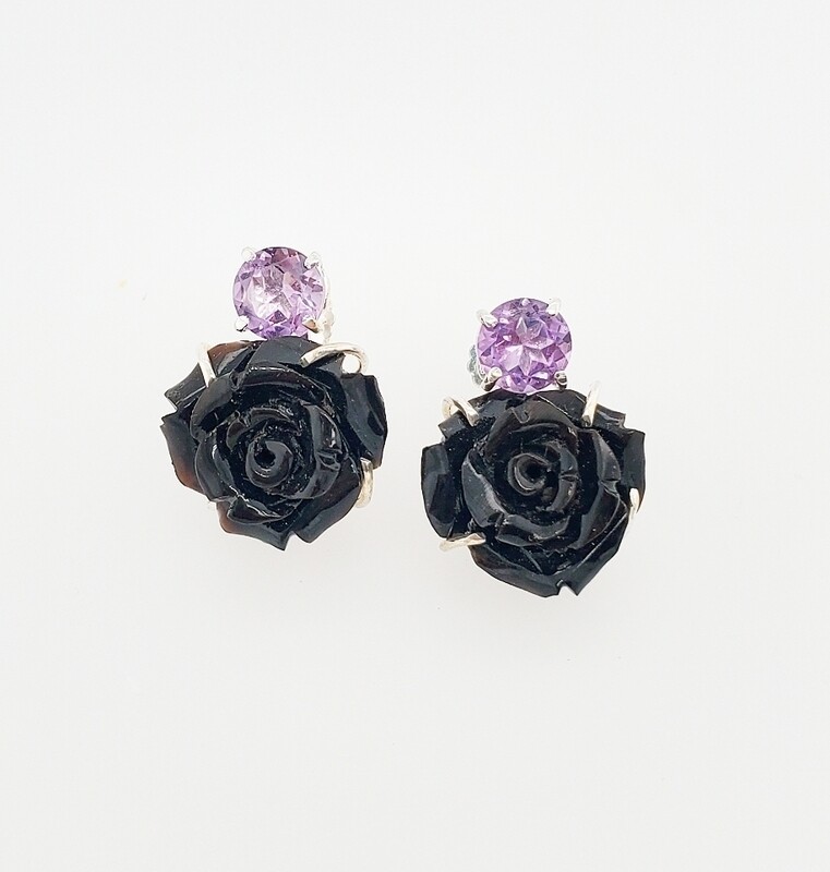 orecchini con rose di corallo nero e ametiste