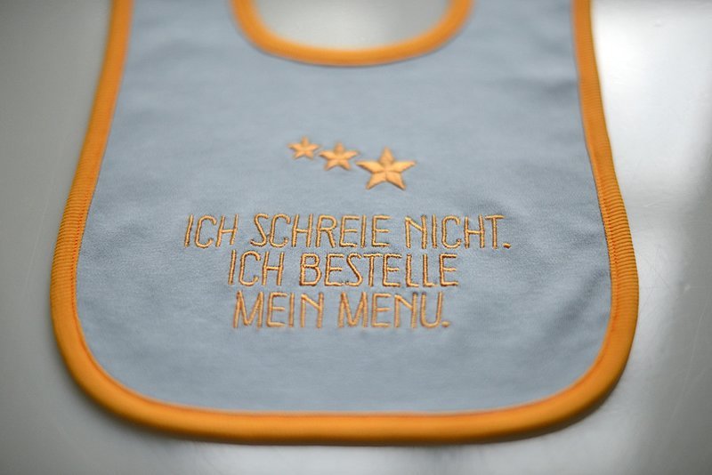 Die Bestickung