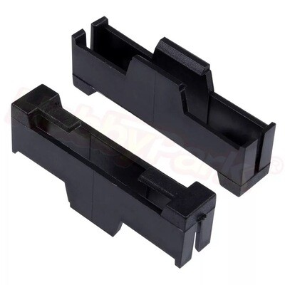 Retaining clip for servo connector