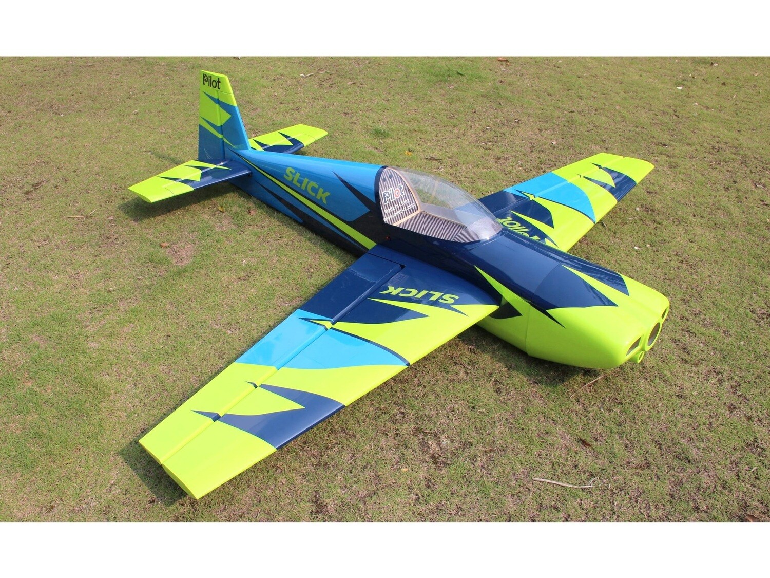 PILOT-RC SLICK-103, 80-120ccm, Spw 2638mm, ARF
