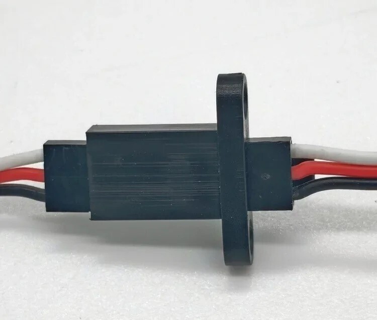 Servo Connector Mount