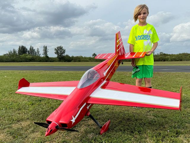 Extremeflight-Rc Laser 67&quot; Rot/Weiss/Gold RXR (receiver Ready)