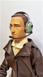 SCALE Sportpilot 1/3.5 ~ 1/3 with headset and sunglasses