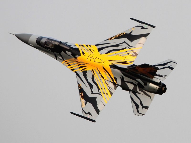 Pilot-RC 3.06m F-16 The X - Tiger - Turbinen Jet 1/5, ARF-Set mit EZFW