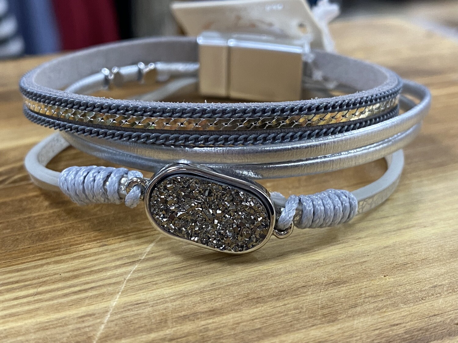 Druzy Magnet Bracelet Gray Silver