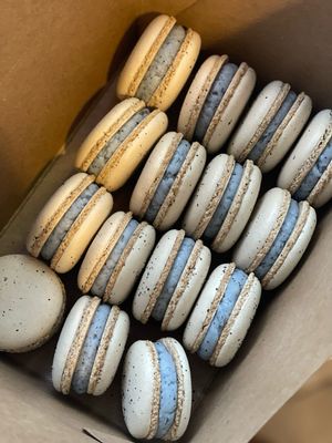 IN HOME MACARON BAKING CLASS Local