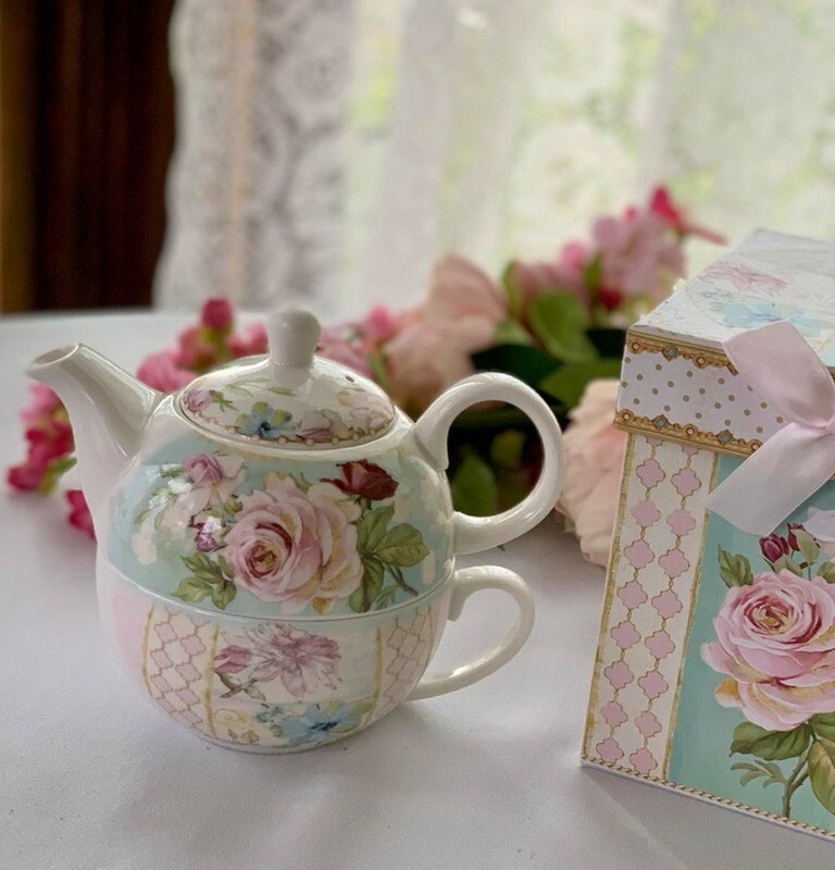Rose Mist Tea For One