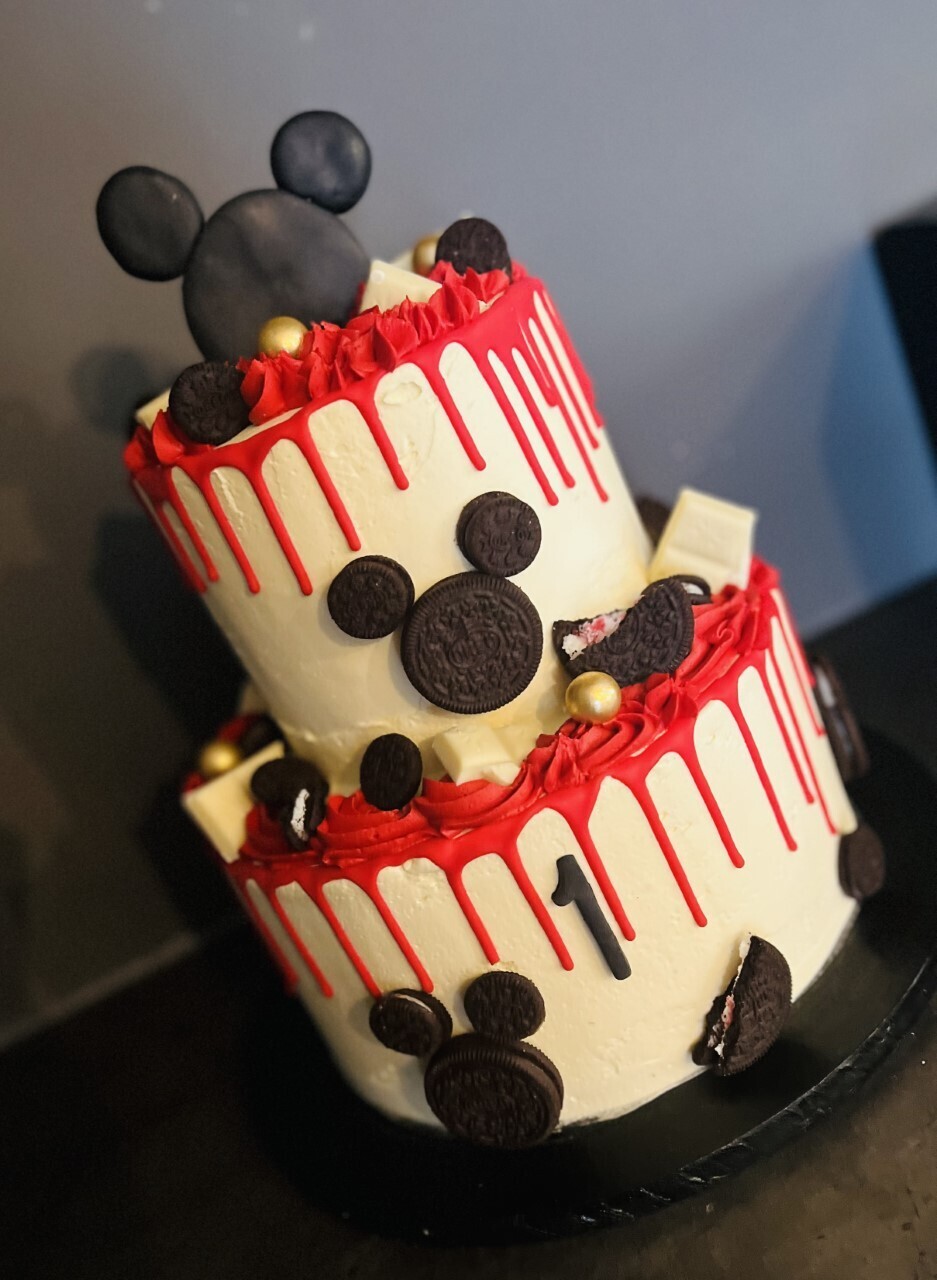 Drip Cake Oreo Mouse