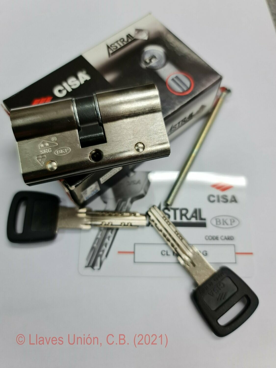Cilindro CISA ASTRAL S 30x30 mm. Niquelado. Llave Seguridad. Leva Larga